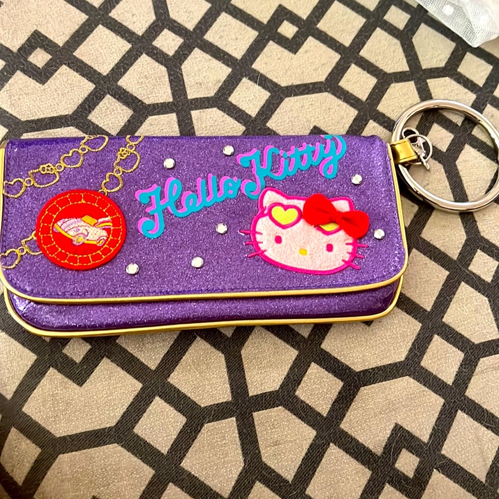 Hello kitty cute purse never used